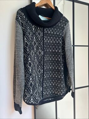 Coldwater Creek Black and White Cowl Neck Patterned Sweater